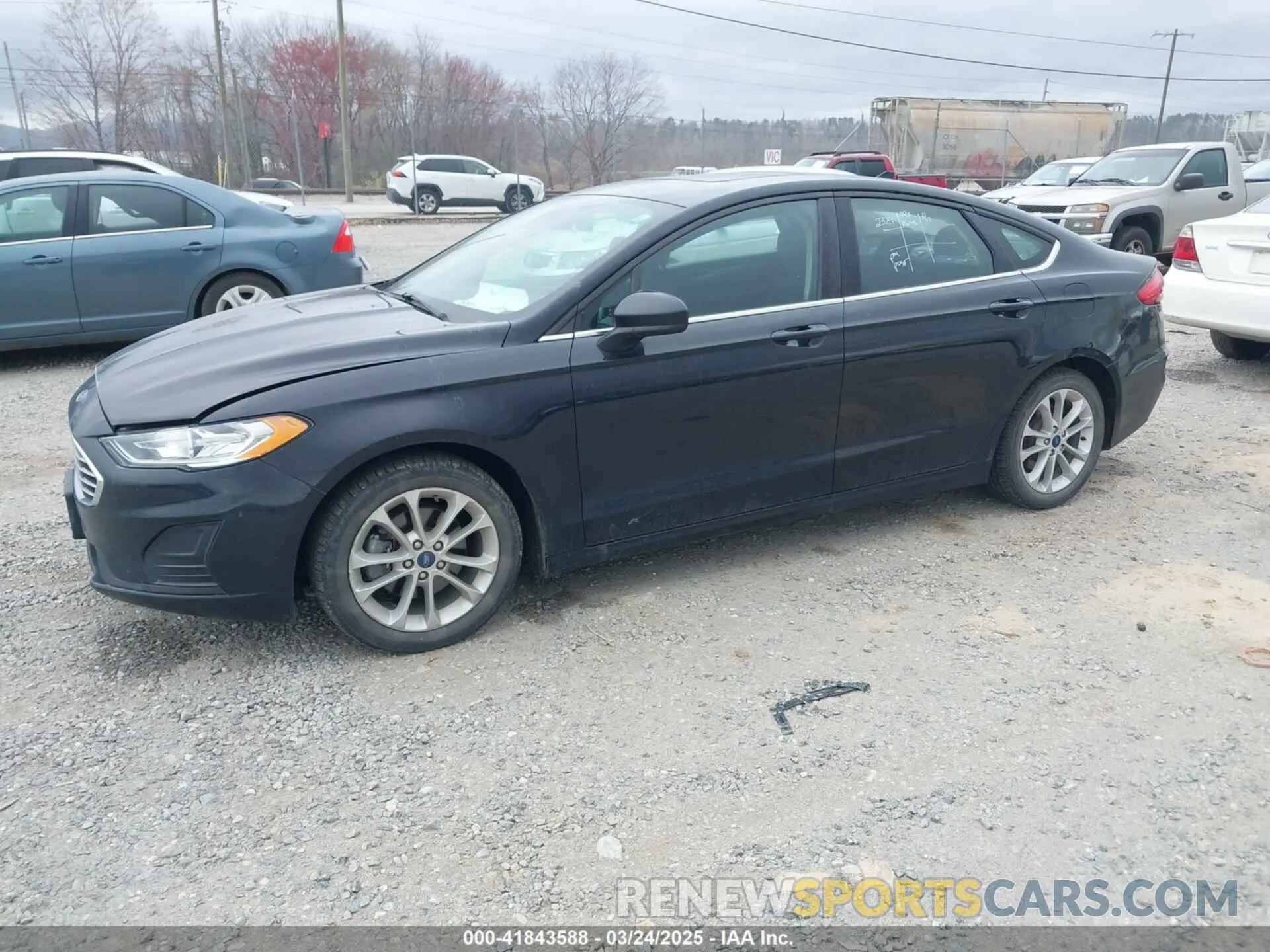 2 Photograph of a damaged car 3FA6P0LU6LR197254 FORD FUSION 2020