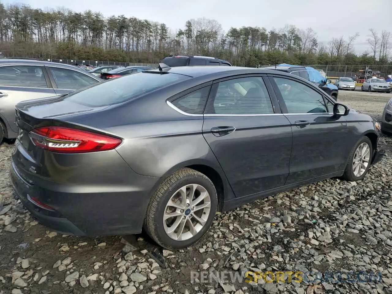 3 Photograph of a damaged car 3FA6P0LU7LR104788 FORD FUSION 2020