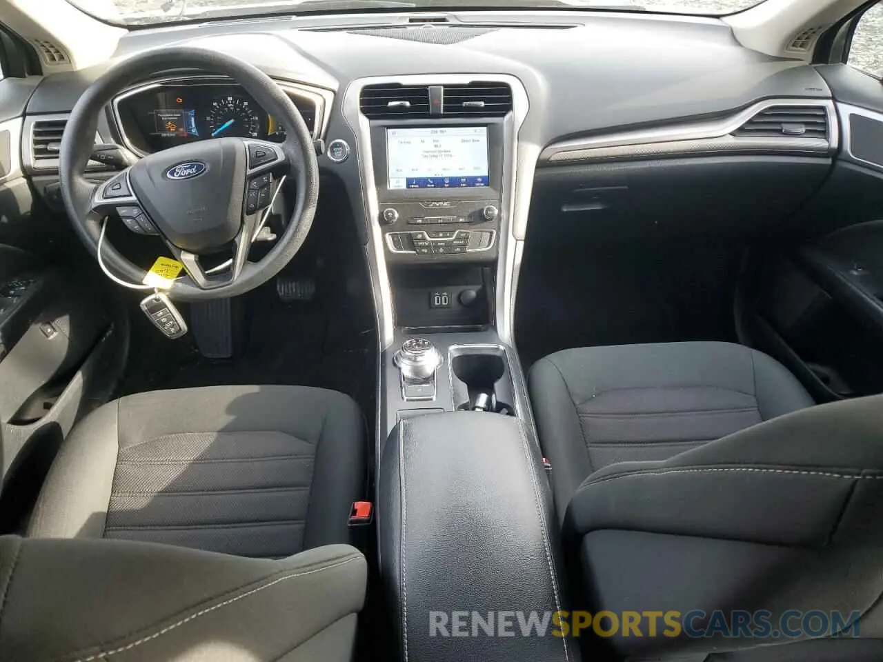 8 Photograph of a damaged car 3FA6P0LU7LR104788 FORD FUSION 2020