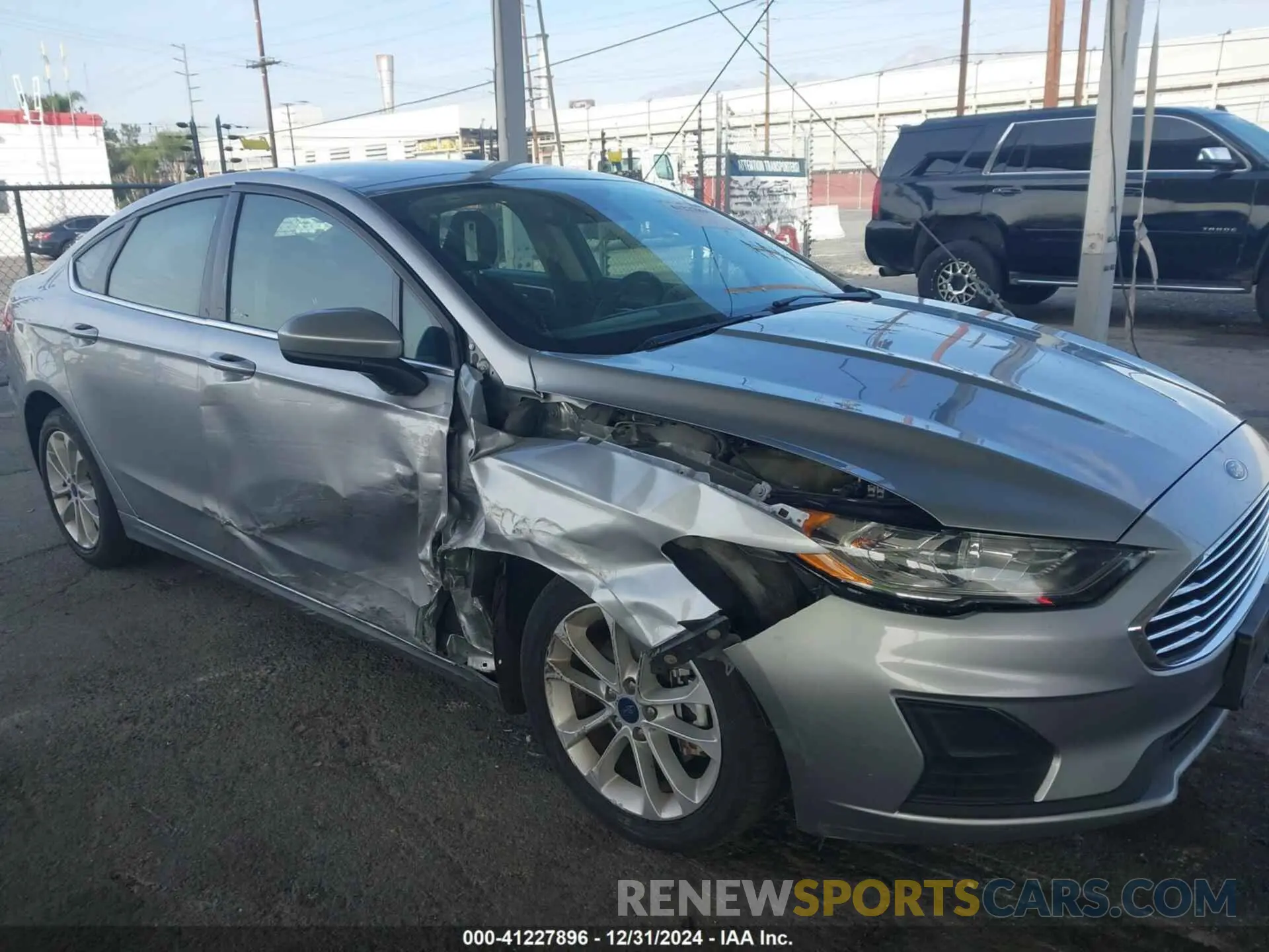 6 Photograph of a damaged car 3FA6P0LU7LR228916 FORD FUSION 2020