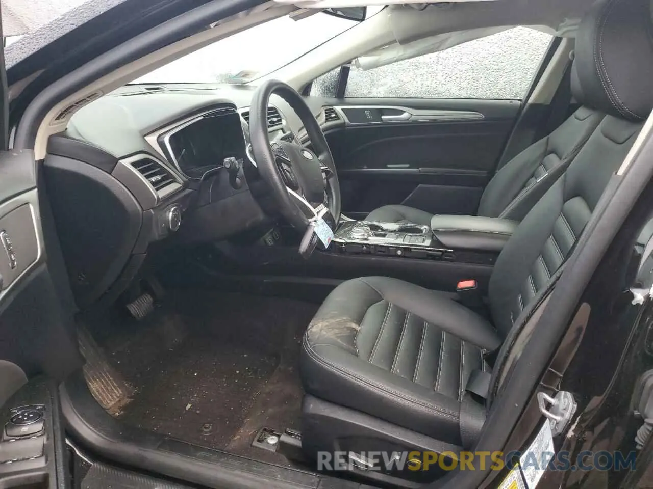 7 Photograph of a damaged car 3FA6P0LU7LR248177 FORD FUSION 2020