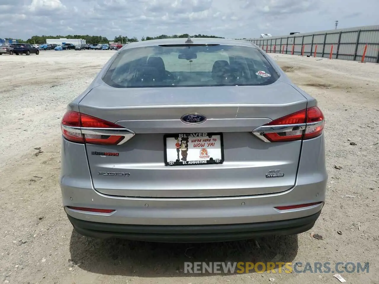 6 Photograph of a damaged car 3FA6P0LU8LR142692 FORD FUSION 2020