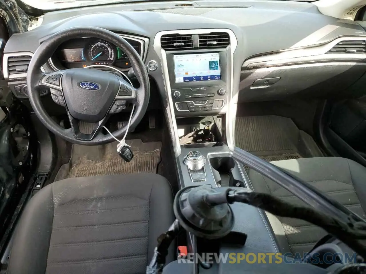 8 Photograph of a damaged car 3FA6P0LU8LR189088 FORD FUSION 2020