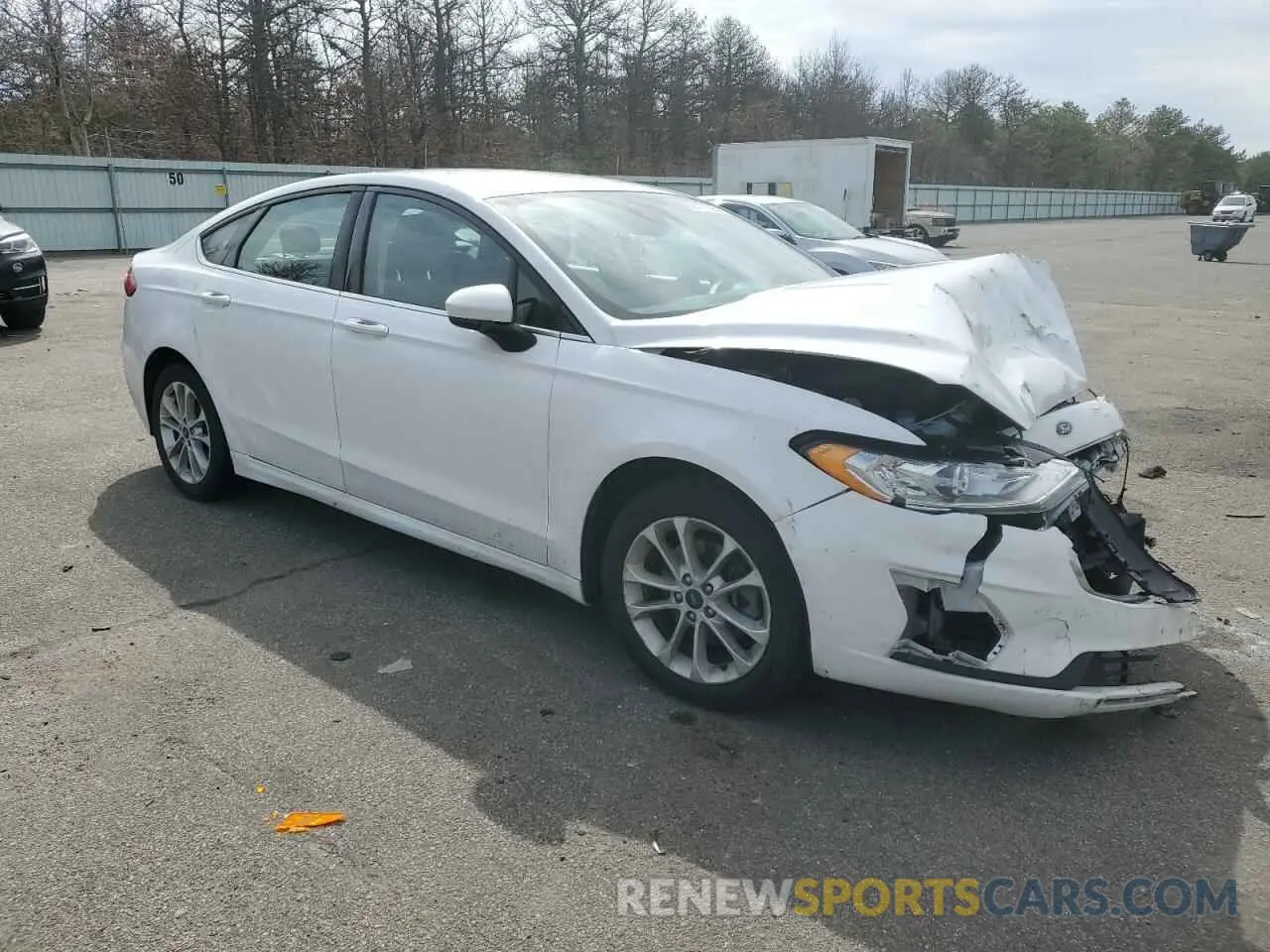 4 Photograph of a damaged car 3FA6P0LU8LR223692 FORD FUSION 2020