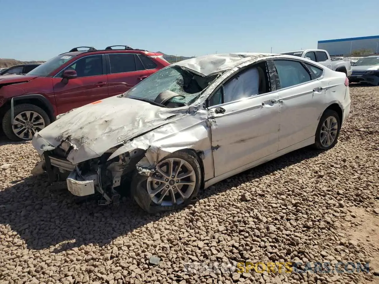 1 Photograph of a damaged car 3FA6P0LU8LR259611 FORD FUSION 2020