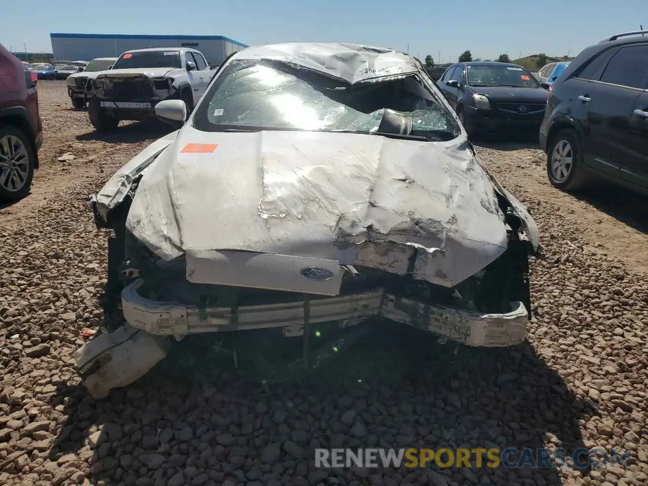 5 Photograph of a damaged car 3FA6P0LU8LR259611 FORD FUSION 2020