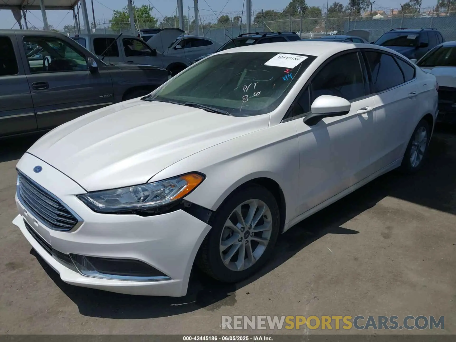 2 Photograph of a damaged car 3FA6P0LU9LR227928 FORD FUSION 2020