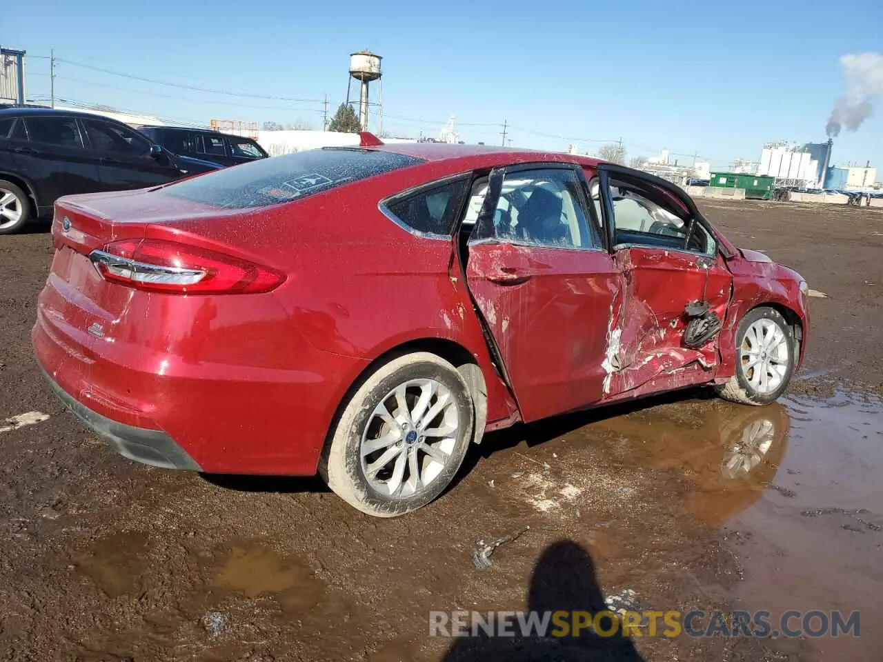 3 Photograph of a damaged car 3FA6P0LU9LR246494 FORD FUSION 2020