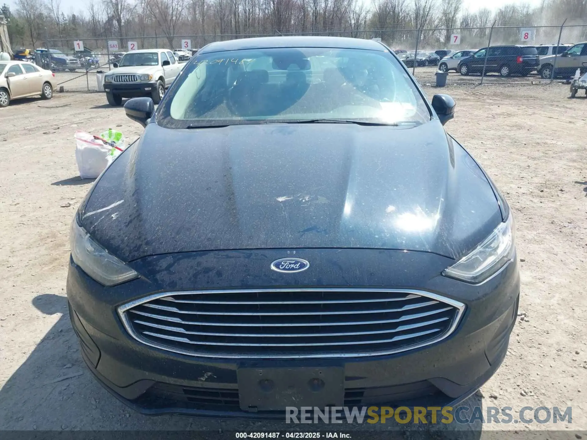 13 Photograph of a damaged car 3FA6P0LUXLR105191 FORD FUSION 2020