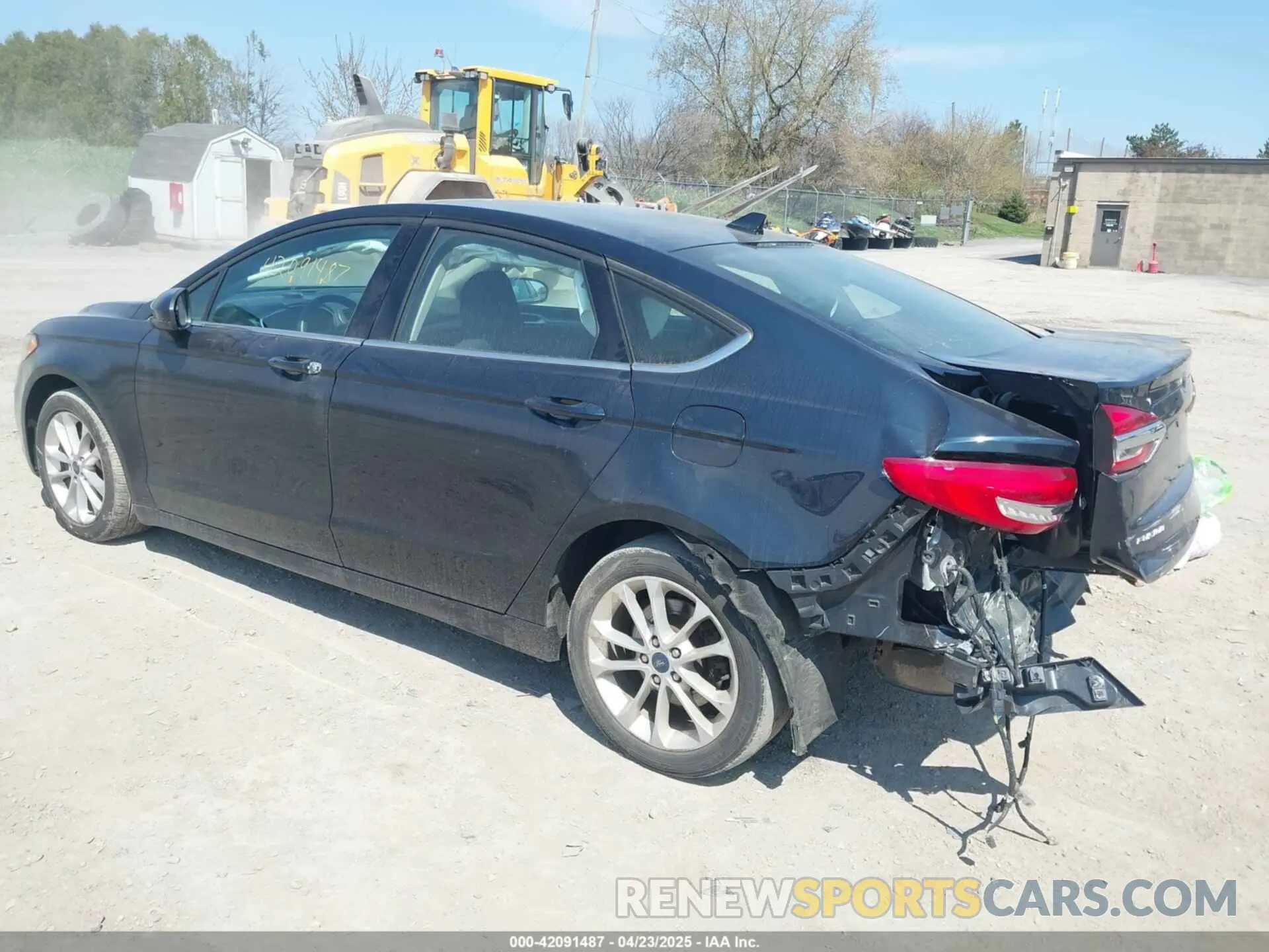 3 Photograph of a damaged car 3FA6P0LUXLR105191 FORD FUSION 2020