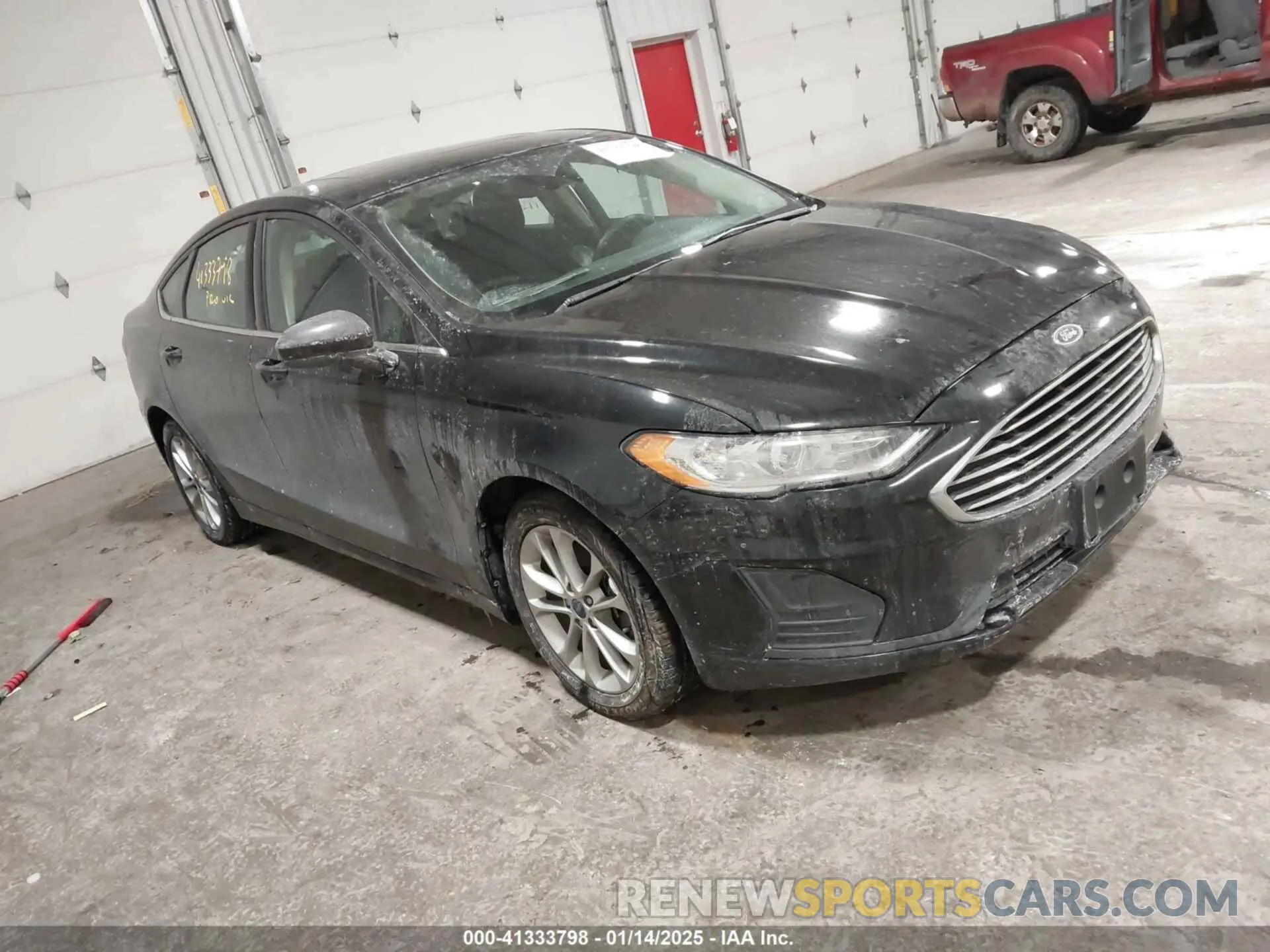 1 Photograph of a damaged car 3FA6P0LUXLR126879 FORD FUSION 2020
