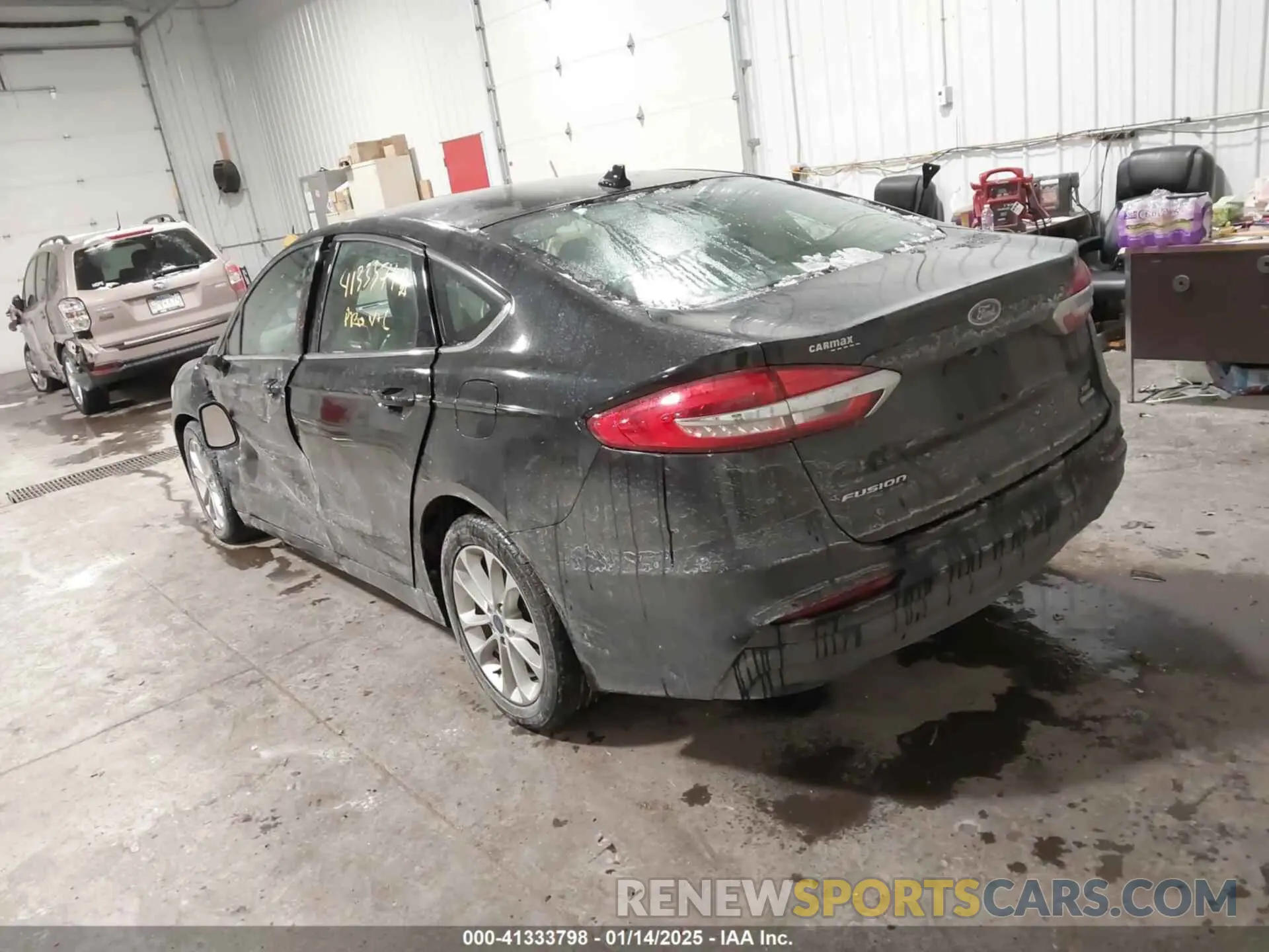 3 Photograph of a damaged car 3FA6P0LUXLR126879 FORD FUSION 2020