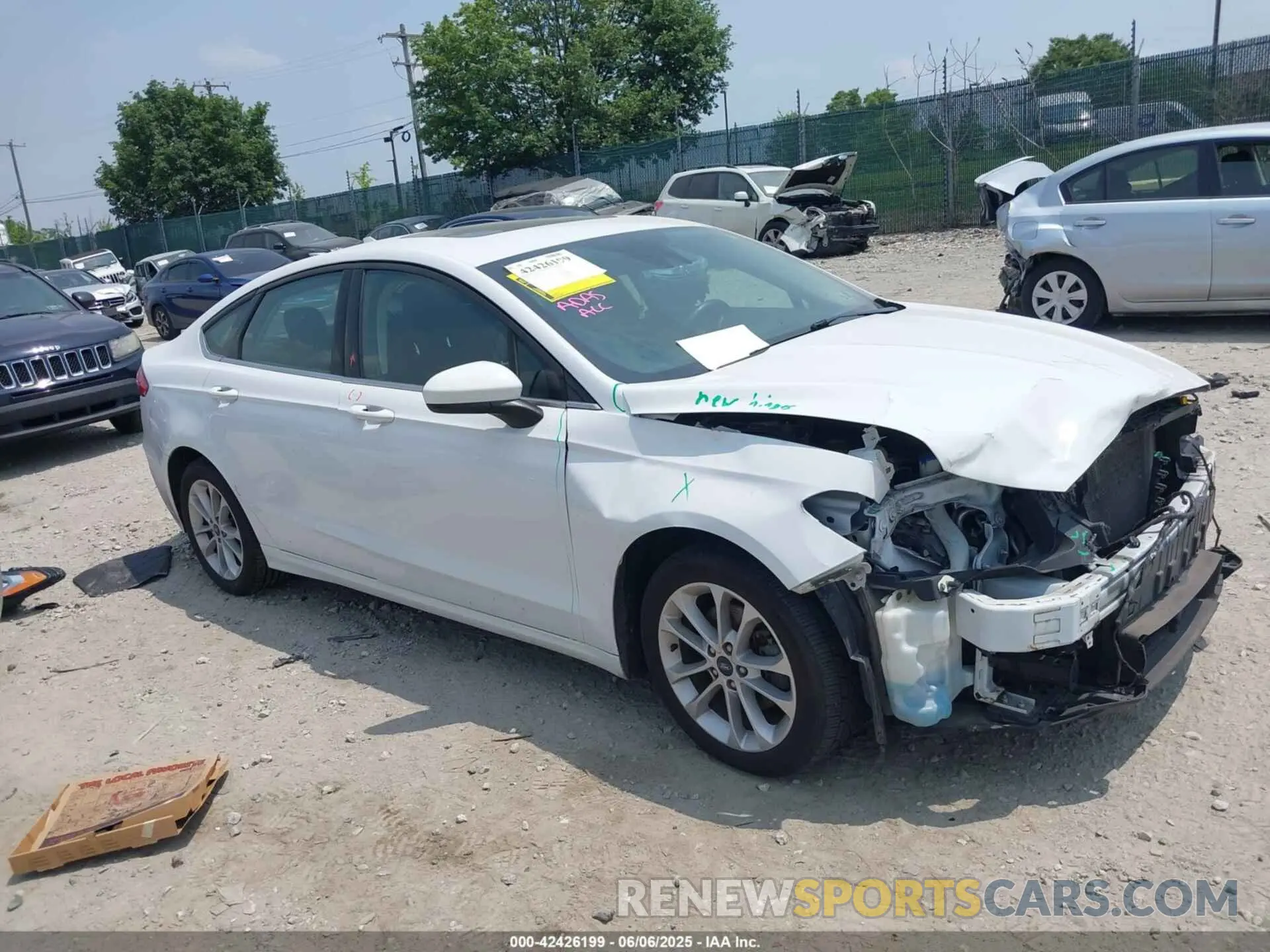 1 Photograph of a damaged car 3FA6P0LUXLR155881 FORD FUSION 2020