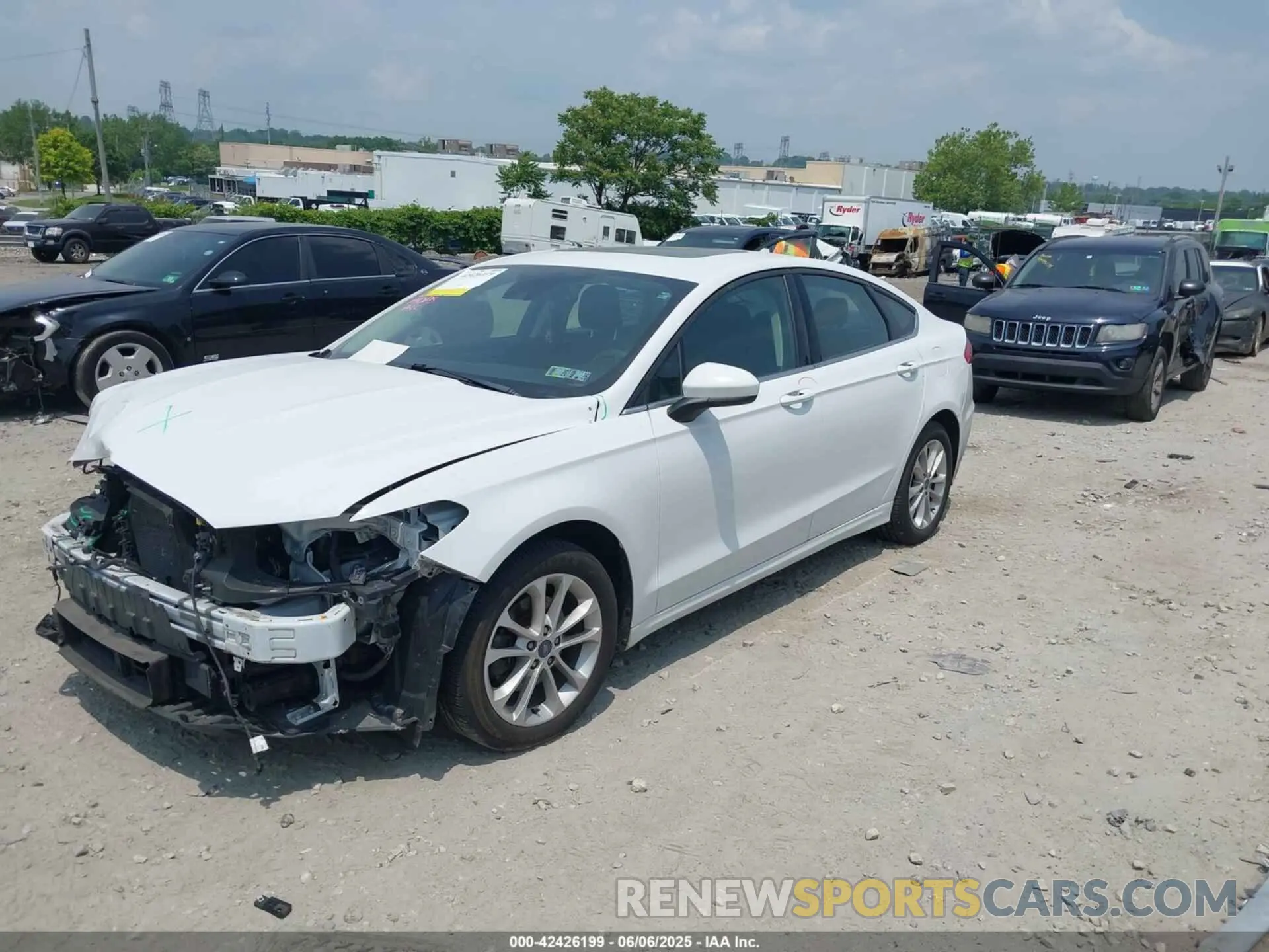 2 Photograph of a damaged car 3FA6P0LUXLR155881 FORD FUSION 2020