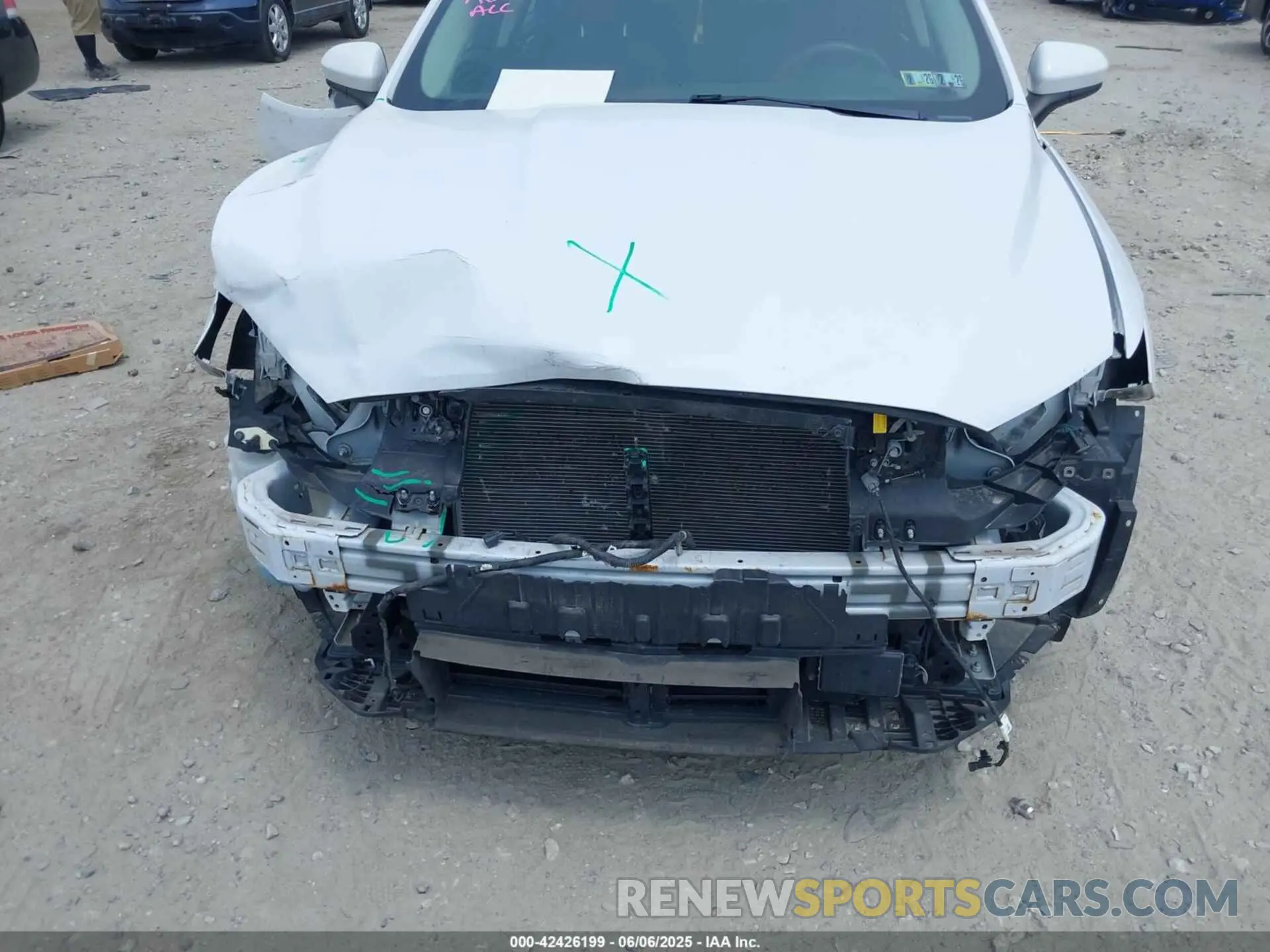 6 Photograph of a damaged car 3FA6P0LUXLR155881 FORD FUSION 2020