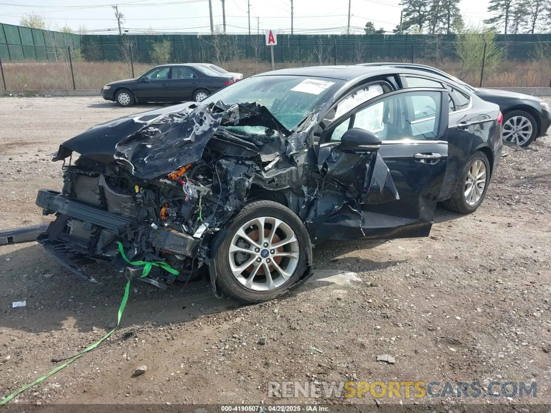 2 Photograph of a damaged car 3FA6P0MU0LR101410 FORD FUSION 2020