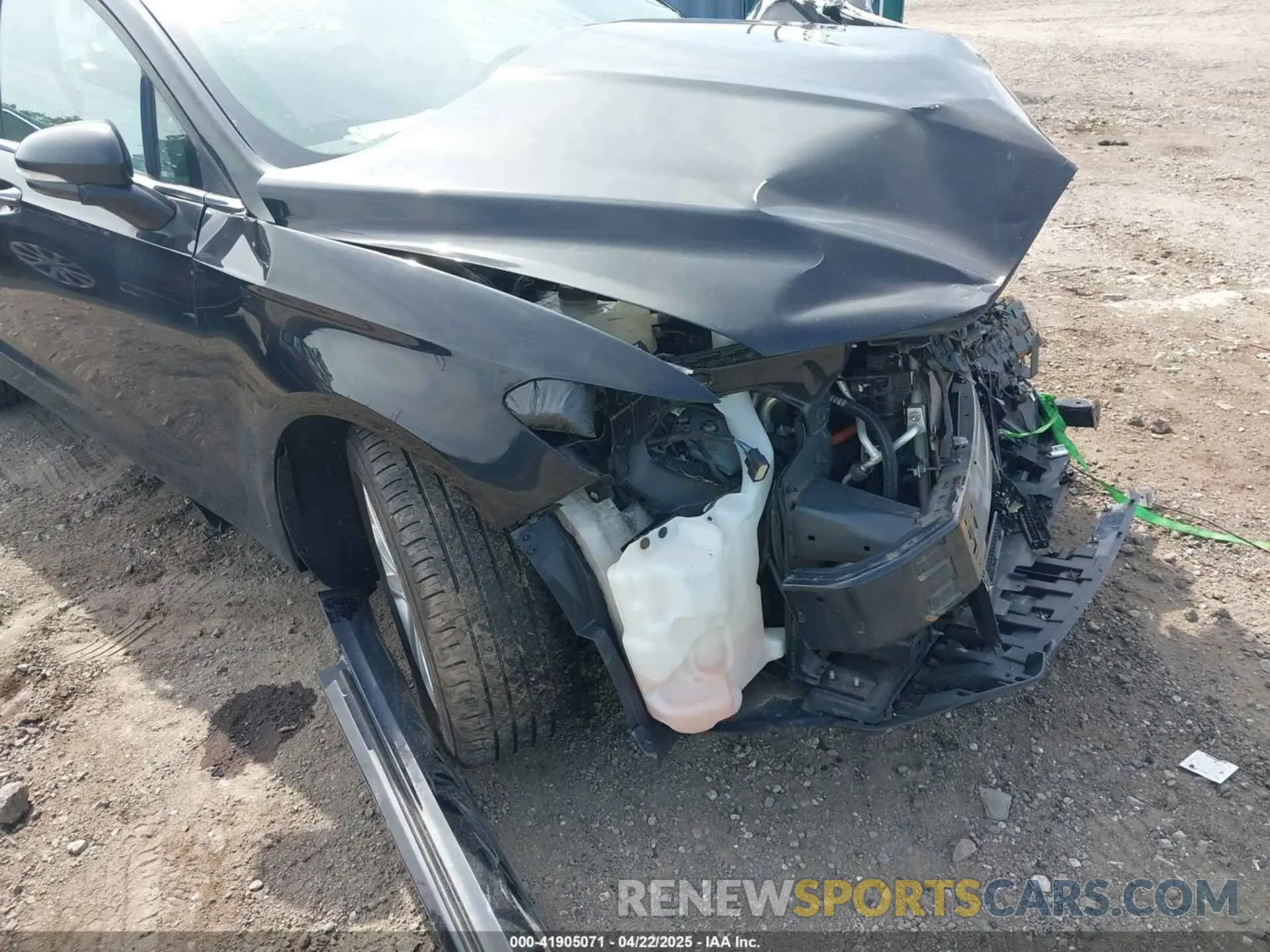 21 Photograph of a damaged car 3FA6P0MU0LR101410 FORD FUSION 2020