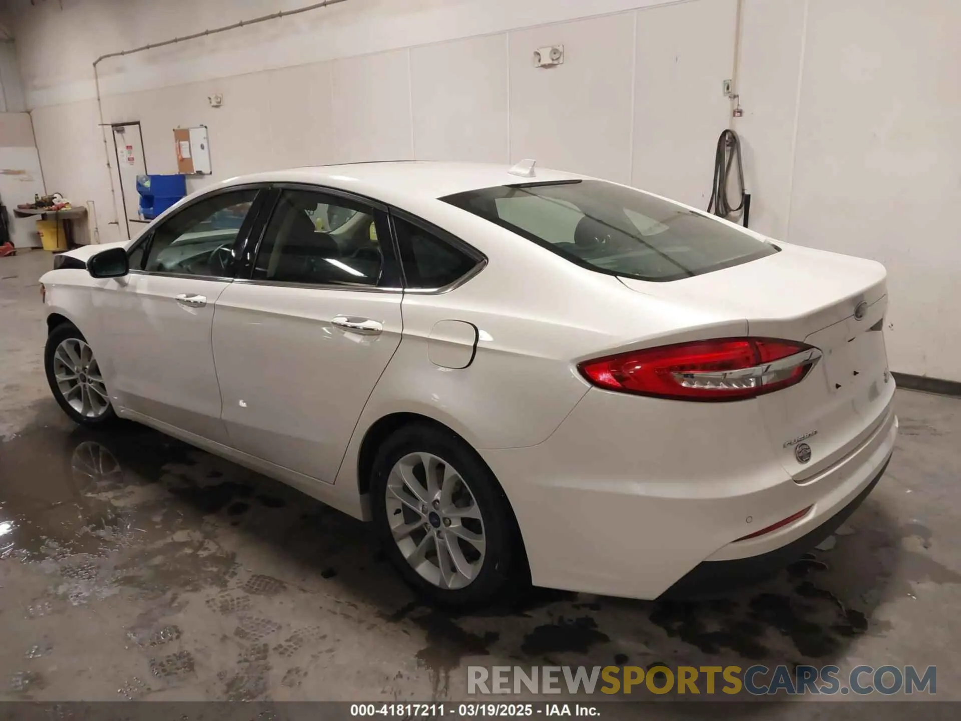 3 Photograph of a damaged car 3FA6P0MU2LR188985 FORD FUSION 2020