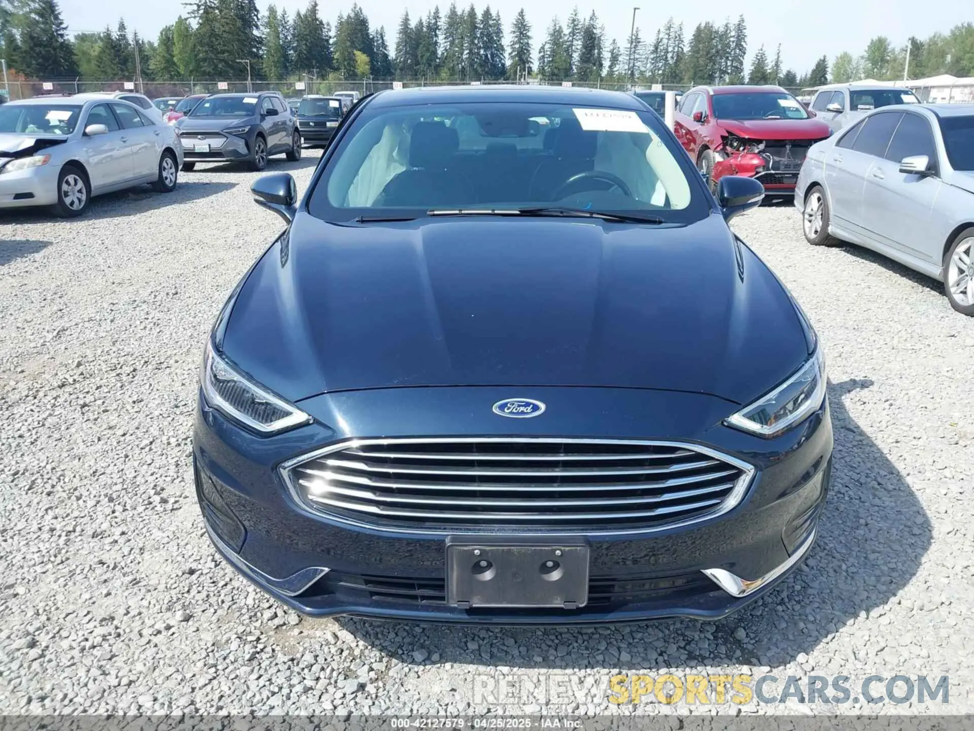 12 Photograph of a damaged car 3FA6P0MU3LR115060 FORD FUSION 2020
