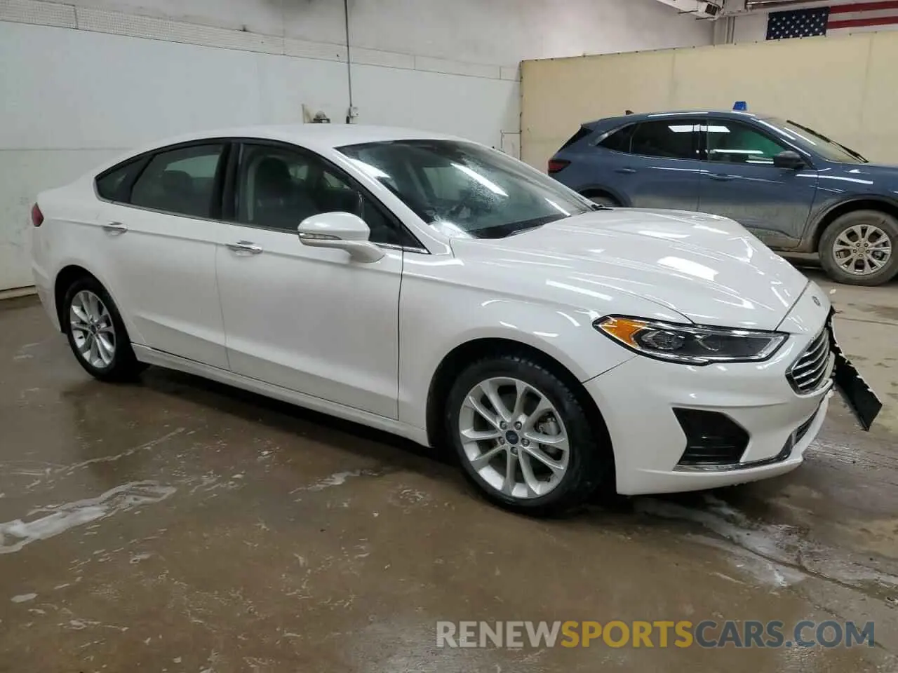 4 Photograph of a damaged car 3FA6P0MU3LR187540 FORD FUSION 2020