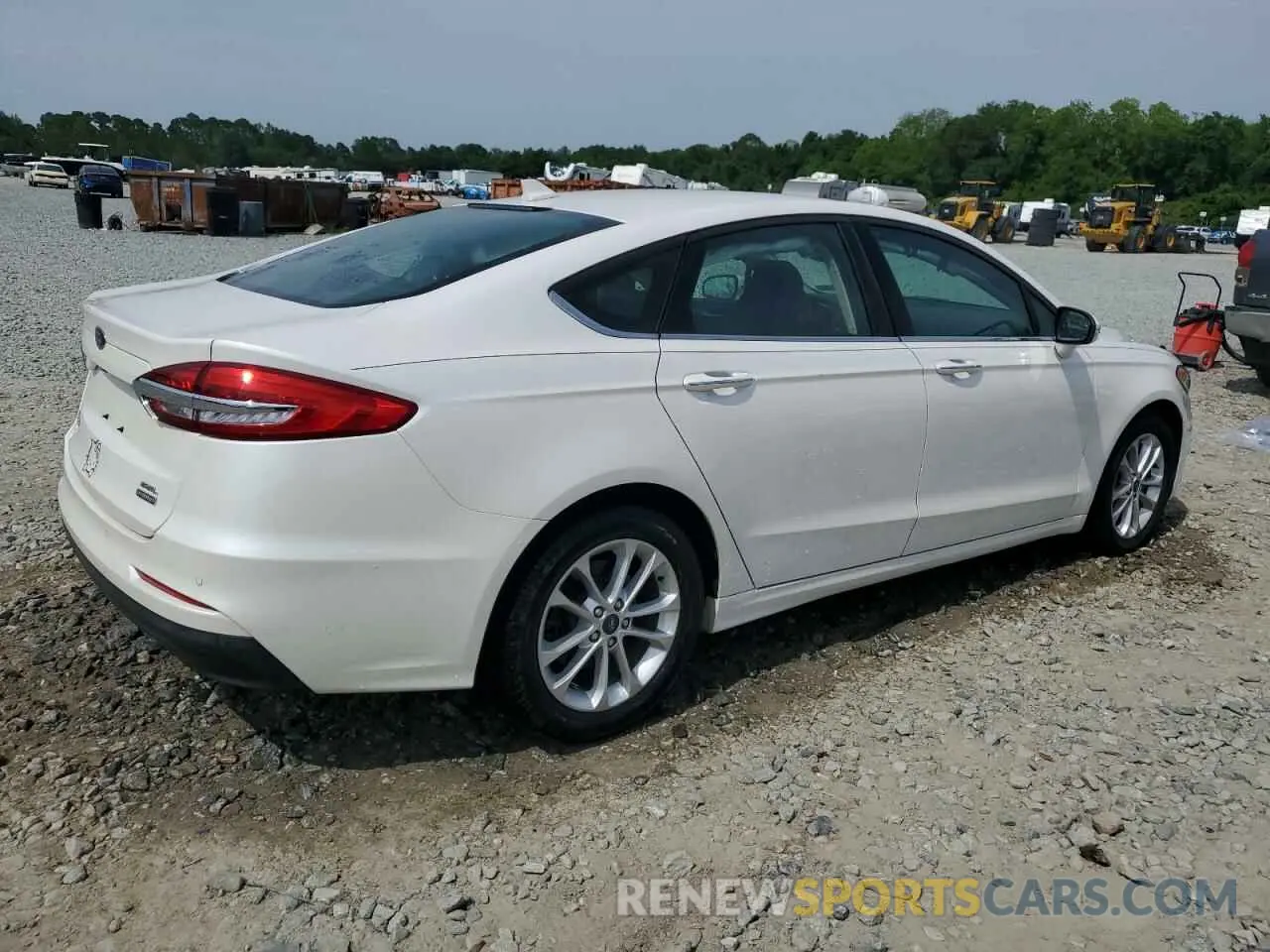 3 Photograph of a damaged car 3FA6P0MU7LR254155 FORD FUSION 2020