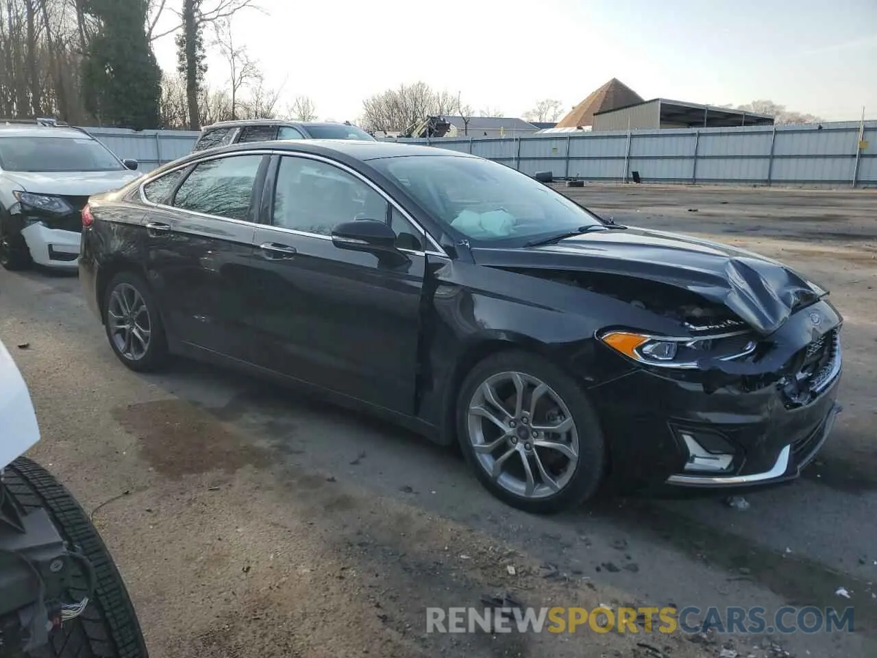 4 Photograph of a damaged car 3FA6P0RU1LR139527 FORD FUSION 2020