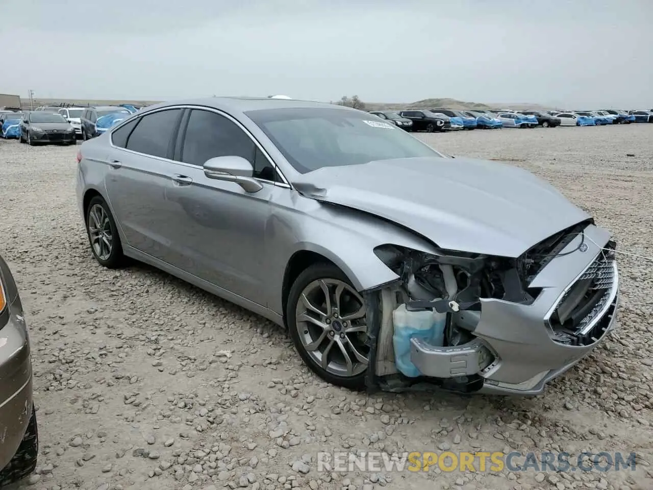 4 Photograph of a damaged car 3FA6P0RU3LR141506 FORD FUSION 2020