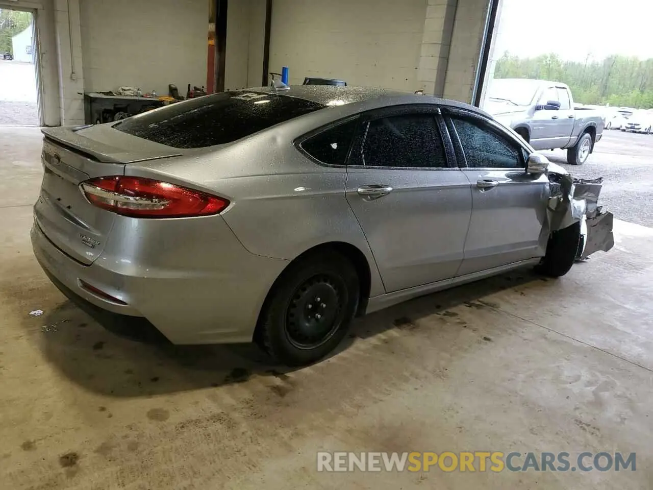 3 Photograph of a damaged car 3FA6P0RU8LR204972 FORD FUSION 2020