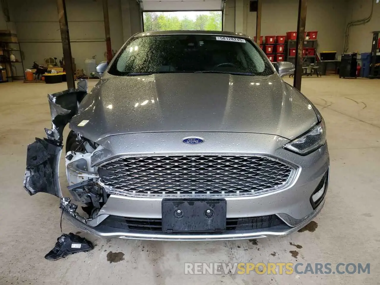 5 Photograph of a damaged car 3FA6P0RU8LR204972 FORD FUSION 2020