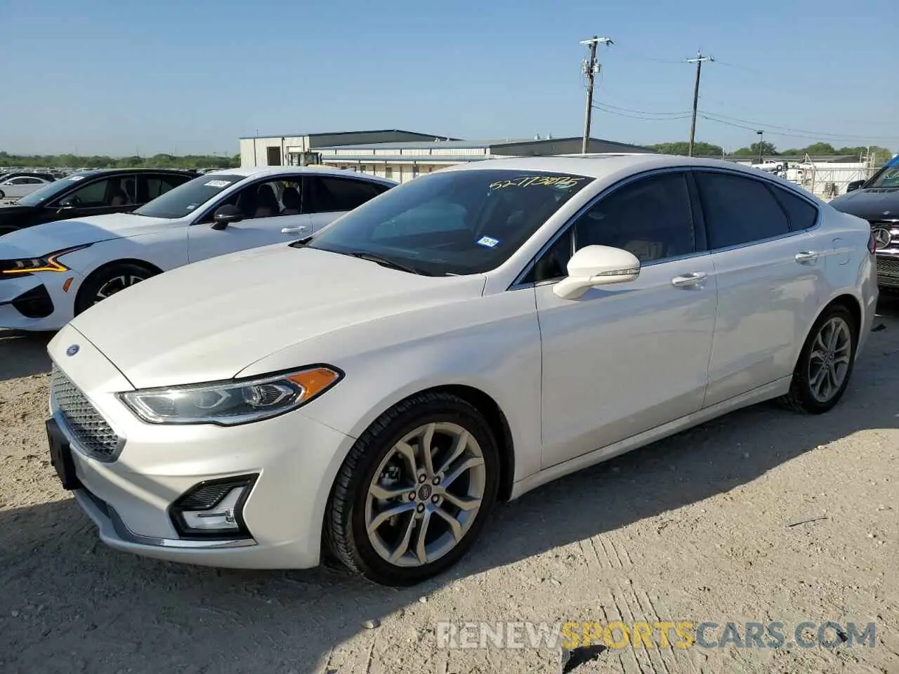 1 Photograph of a damaged car 3FA6P0RUXLR230201 FORD FUSION 2020
