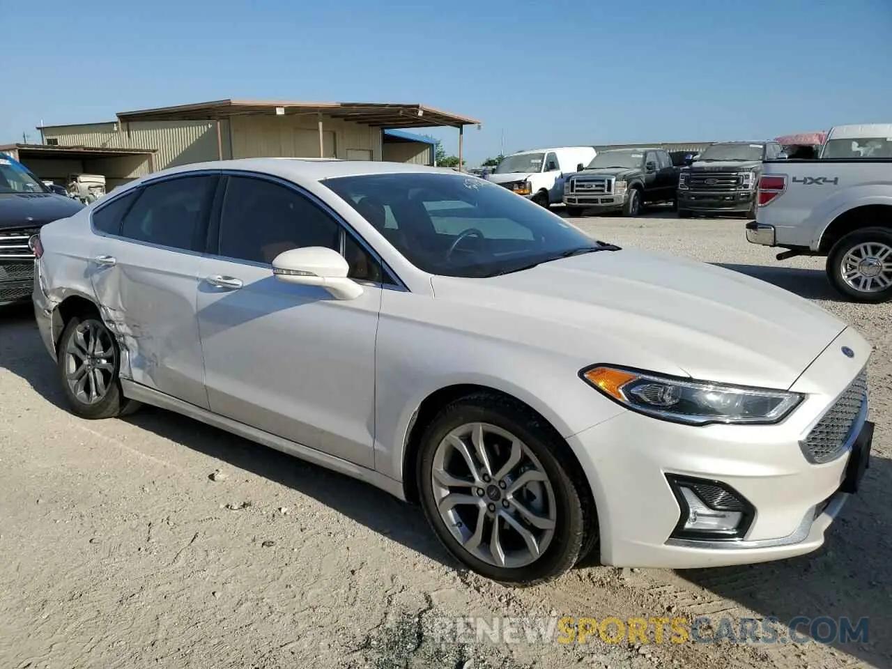 4 Photograph of a damaged car 3FA6P0RUXLR230201 FORD FUSION 2020