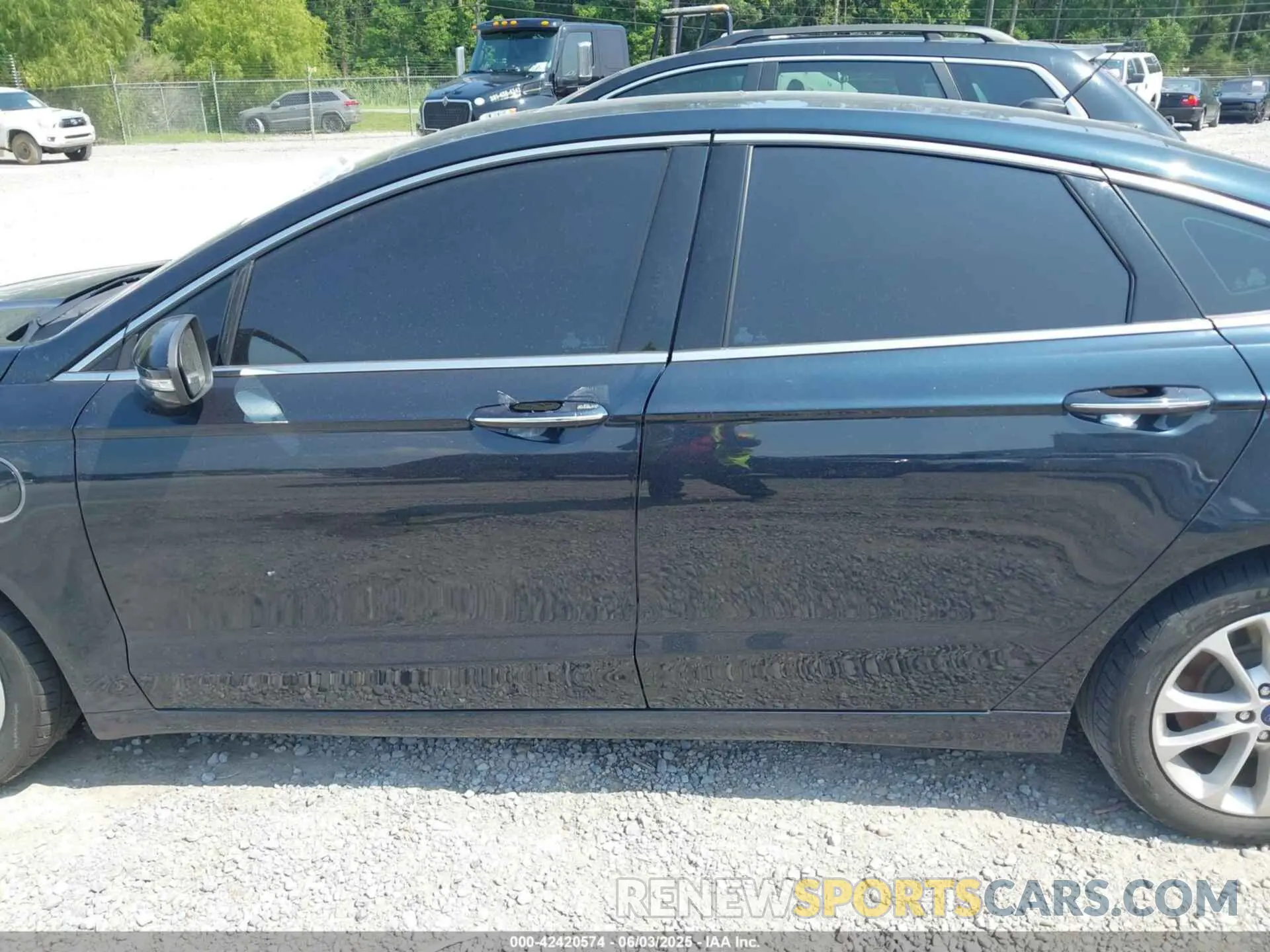 14 Photograph of a damaged car 3FA6P0SU0LR132241 FORD FUSION 2020