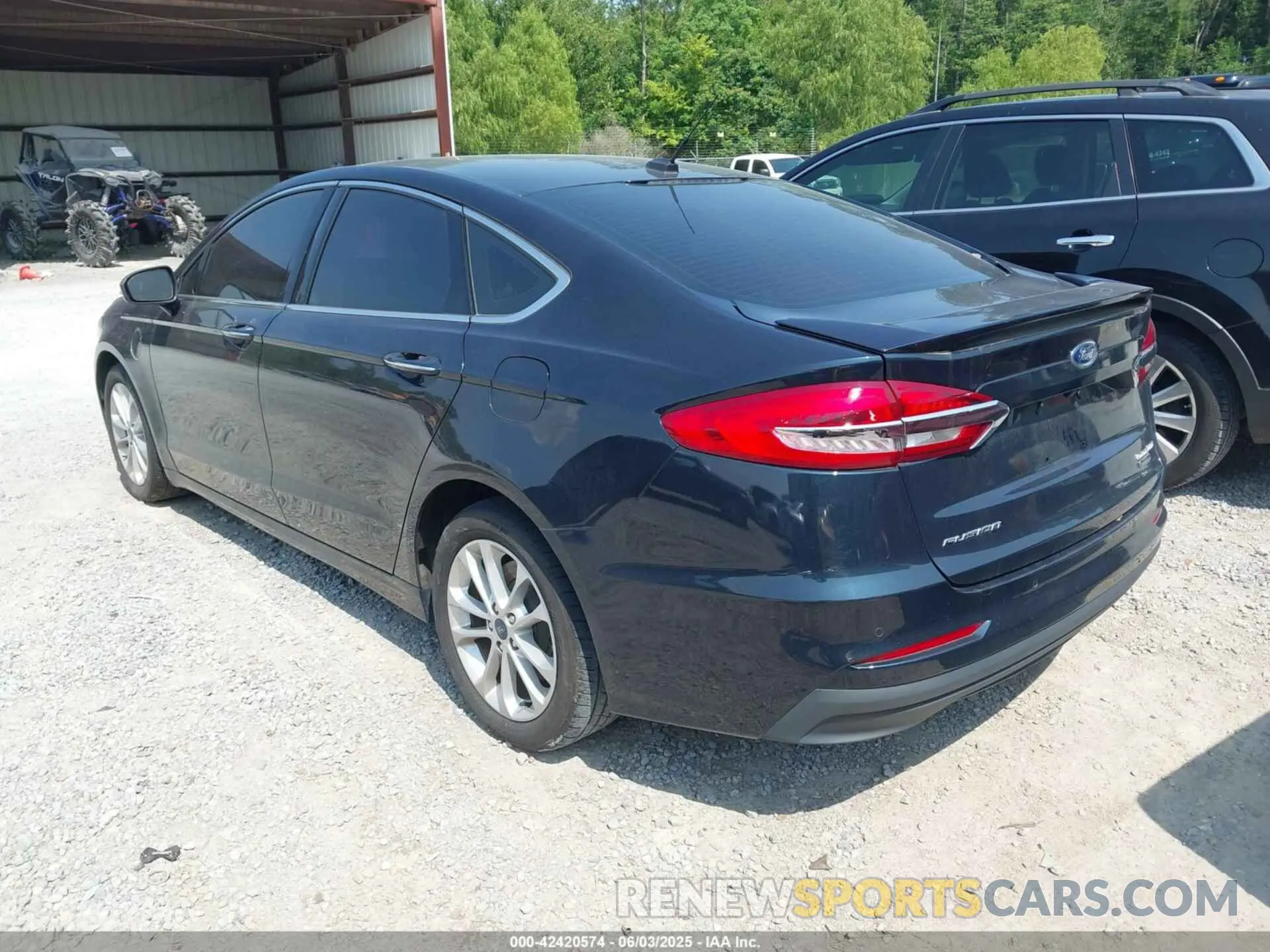 3 Photograph of a damaged car 3FA6P0SU0LR132241 FORD FUSION 2020