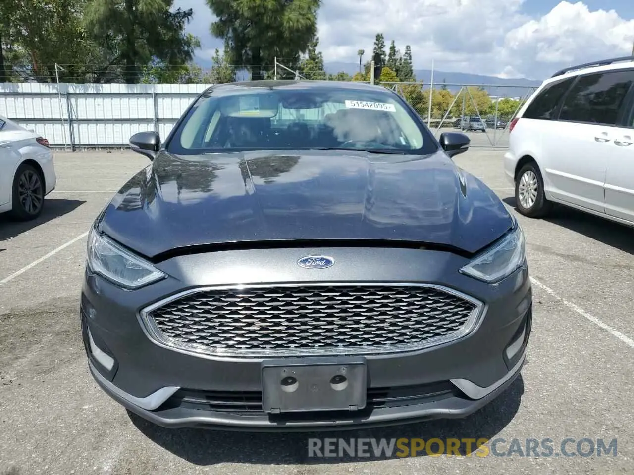 5 Photograph of a damaged car 3FA6P0SU1LR171288 FORD FUSION 2020