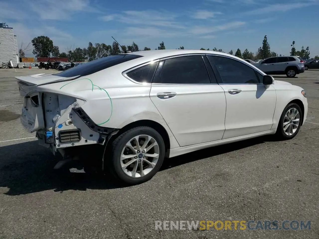3 Photograph of a damaged car 3FA6P0SU1LR181285 FORD FUSION 2020