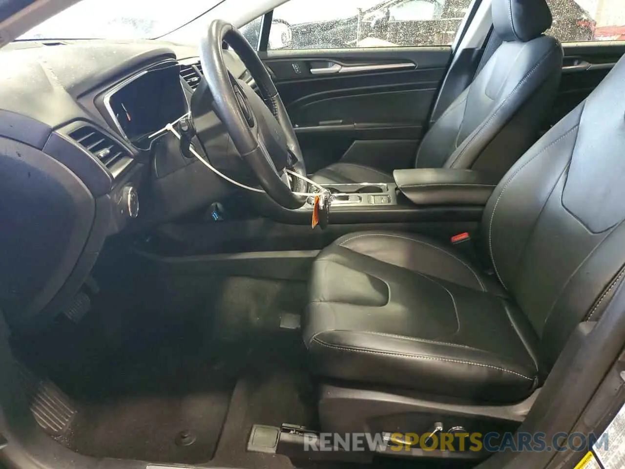 7 Photograph of a damaged car 3FA6P0SU2LR247505 FORD FUSION 2020