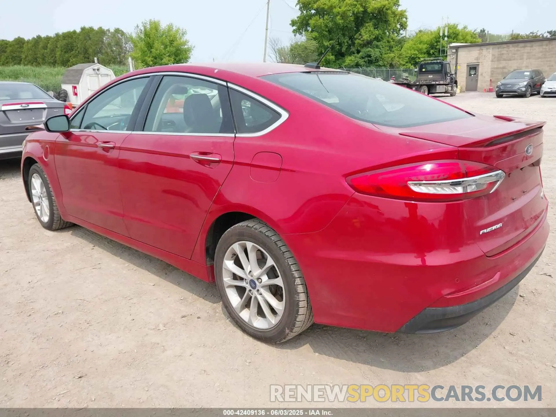 3 Photograph of a damaged car 3FA6P0SU3LR101453 FORD FUSION 2020