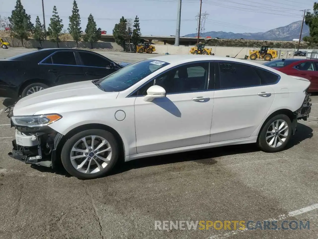 1 Photograph of a damaged car 3FA6P0SU3LR132444 FORD FUSION 2020