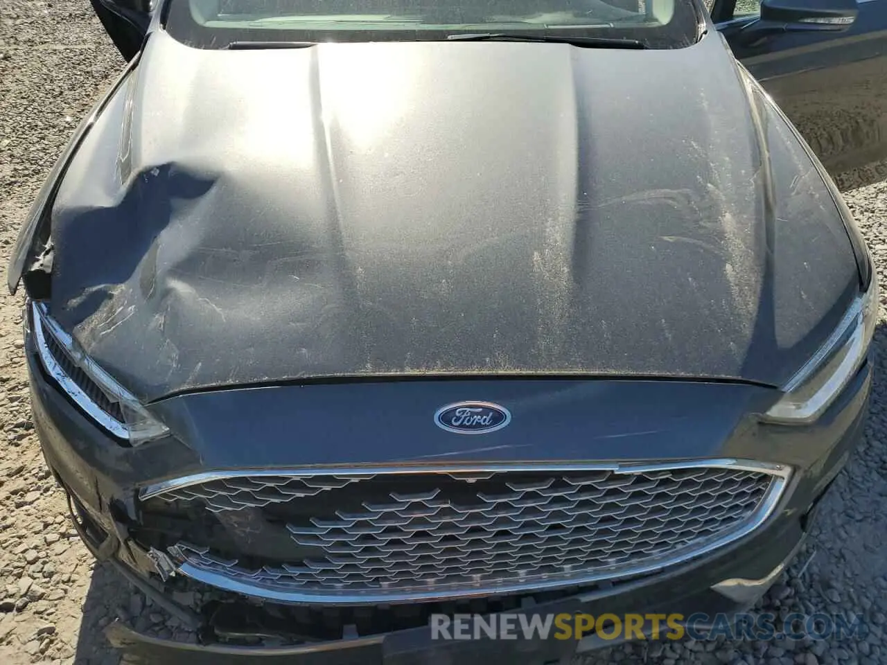 11 Photograph of a damaged car 3FA6P0SU4LR172158 FORD FUSION 2020