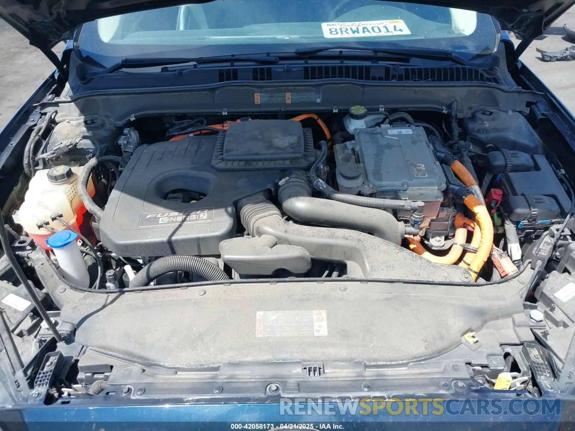 10 Photograph of a damaged car 3FA6P0SU5LR113104 FORD FUSION 2020
