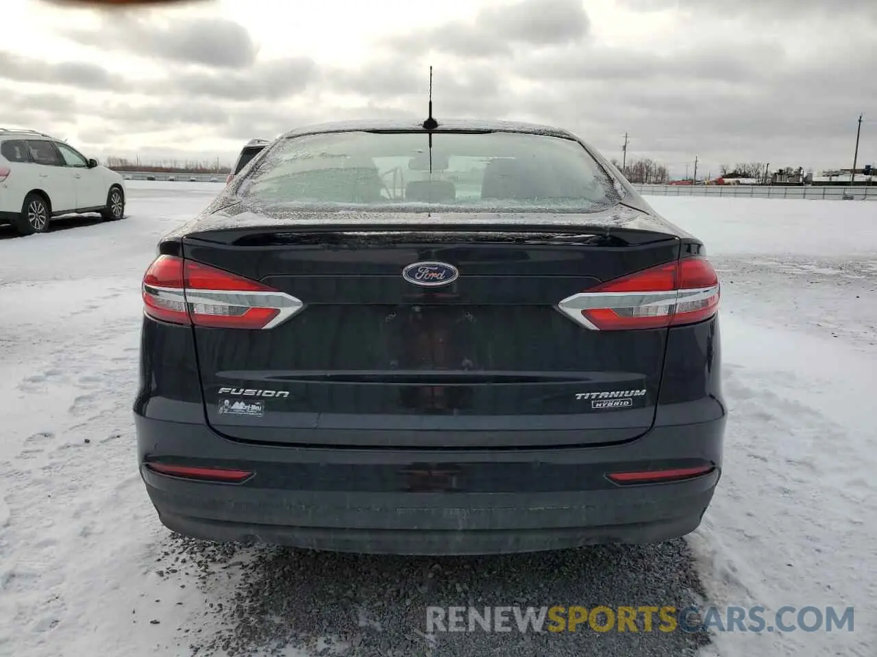 6 Photograph of a damaged car 3FA6P0SU5LR261527 FORD FUSION 2020