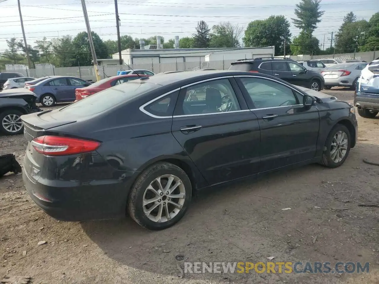 3 Photograph of a damaged car 3FA6P0SU8LR181557 FORD FUSION 2020