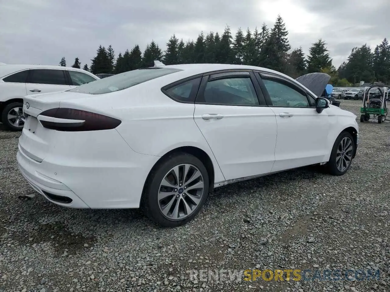 3 Photograph of a damaged car 3FA6P0T90LR212214 FORD FUSION 2020