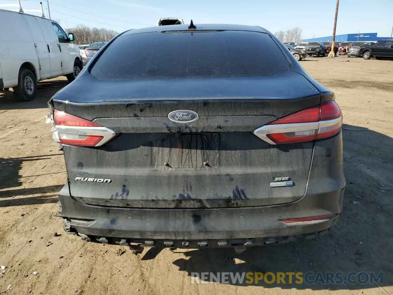 6 Photograph of a damaged car 3FA6P0T91LR263415 FORD FUSION 2020