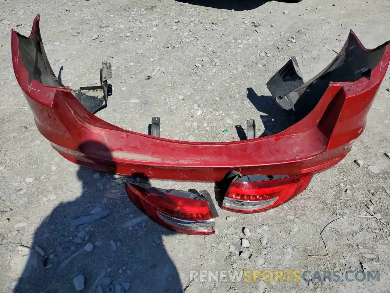 12 Photograph of a damaged car 3FA6P0T92LR121185 FORD FUSION 2020