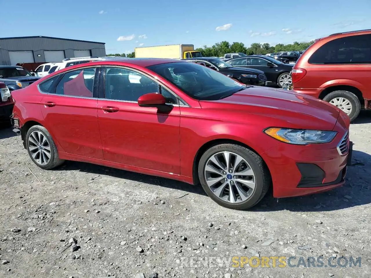4 Photograph of a damaged car 3FA6P0T92LR121185 FORD FUSION 2020