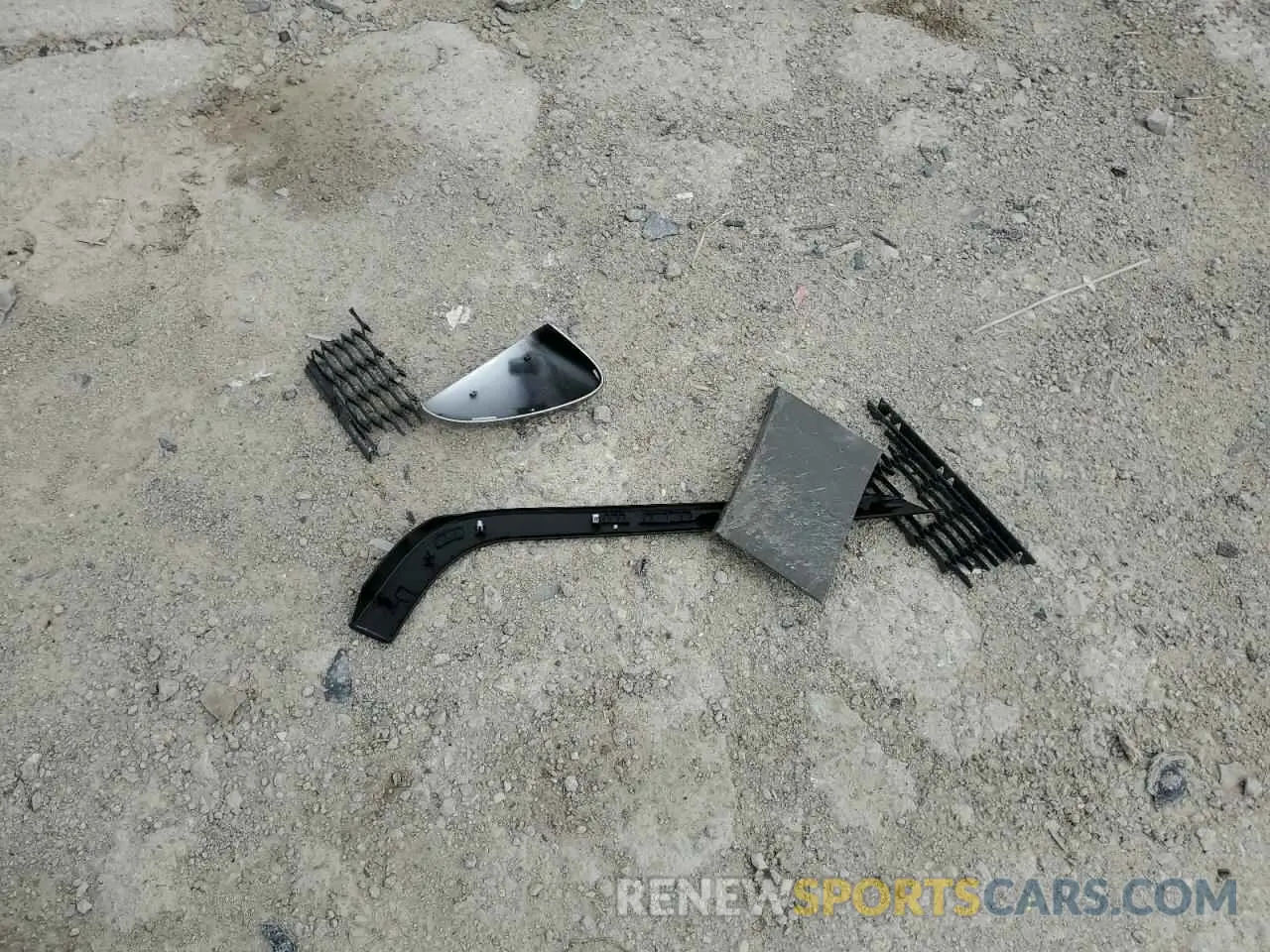 14 Photograph of a damaged car 3FA6P0T92LR147124 FORD FUSION 2020