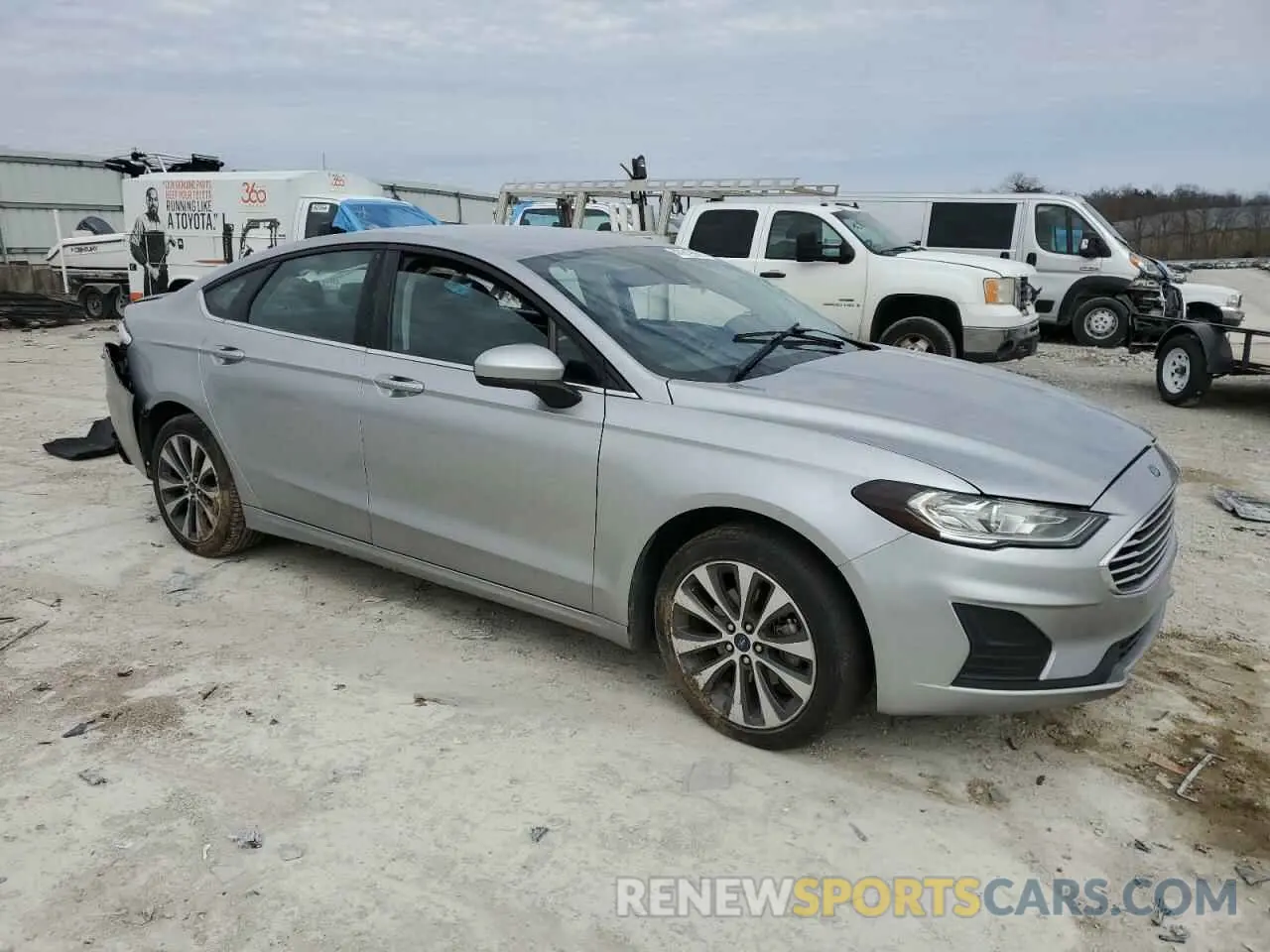 4 Photograph of a damaged car 3FA6P0T92LR147124 FORD FUSION 2020