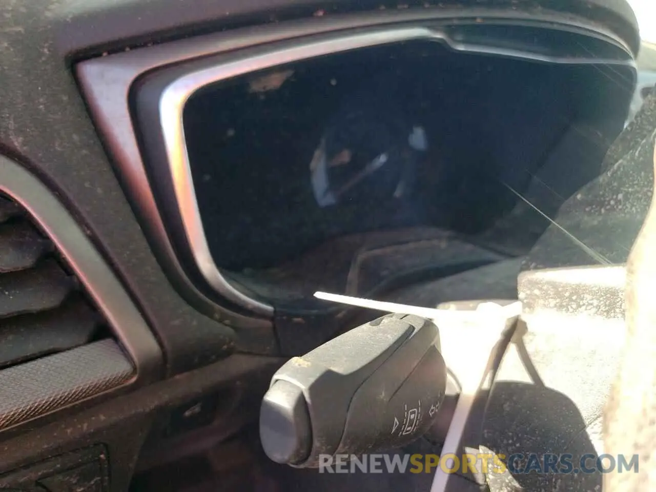 9 Photograph of a damaged car 3FA6P0T92LR172931 FORD FUSION 2020