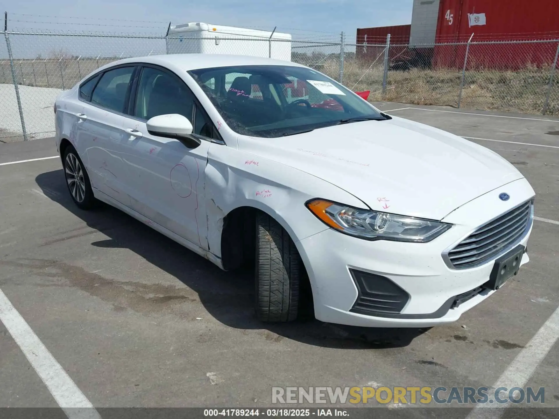 17 Photograph of a damaged car 3FA6P0T92LR249765 FORD FUSION 2020